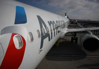 American Airlines Cuts Full-Year Outlook as Surging Fuel Costs Offset Record Revenue