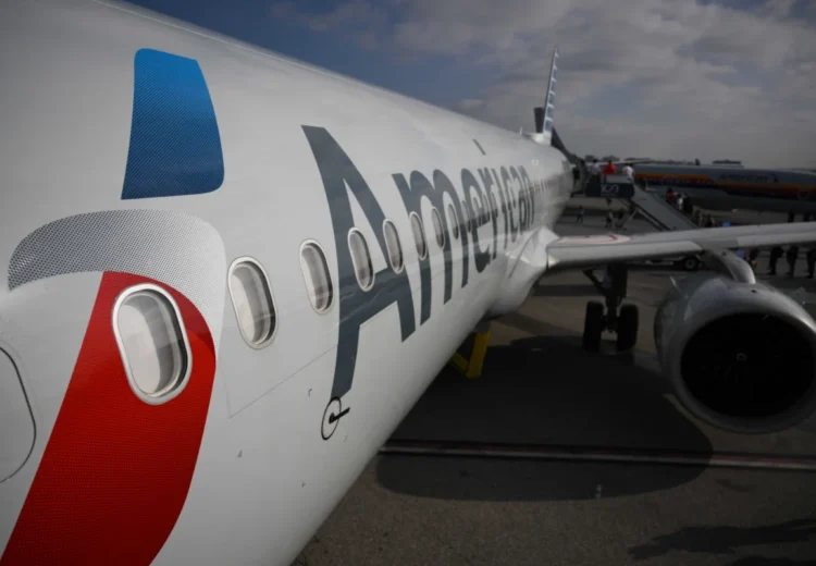 American Airlines Cuts Full-Year Outlook as Surging Fuel Costs Offset Record Revenue