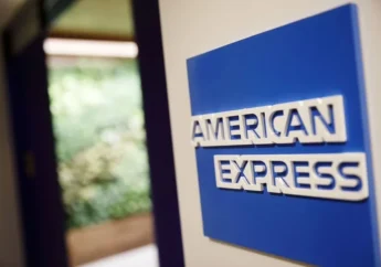 American Express Announces Global Workforce Reduction Amid AI-Driven Operational Shift